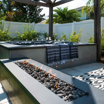 Jacksonville Beach Contemporary Backyard