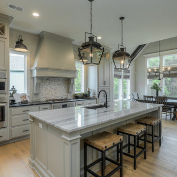 Stoneybrook Expanded Traditional Front Porch - Timber Rock Trails Model
