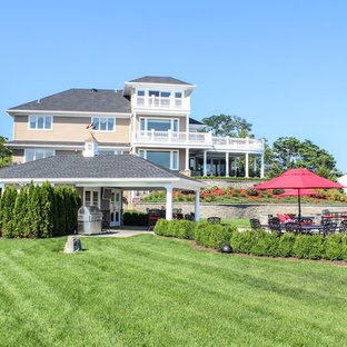 Extravagance on the River