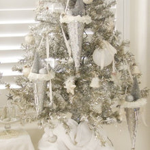 35 Trendy Traditional Christmas Tree Inspirations
