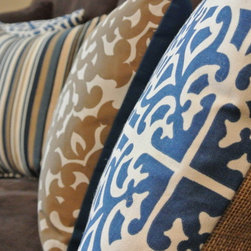 Mathews Residence - Decorative Pillows