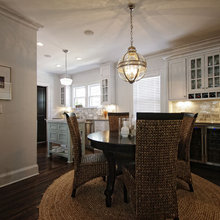 VICTORIAN HOTEL PENDANT