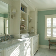 vanity mirrors and lighting