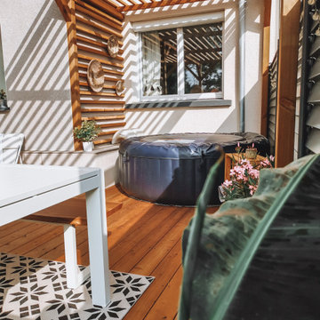 Création d'une terrasse et d'une pergola bois avec spa.