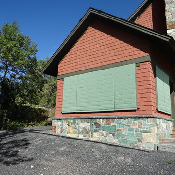 Screen porch closed up when not in use