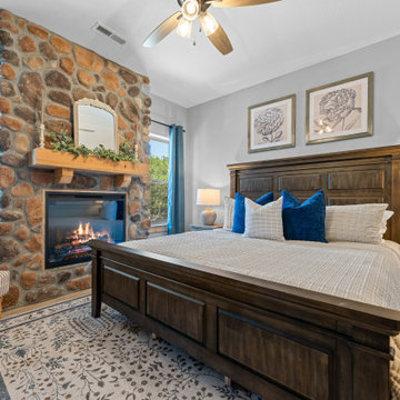 Rustic Cabin Vacation Rental-Bedroom