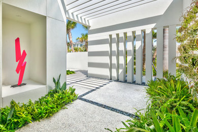This is an example of a modern entryway in Tampa.