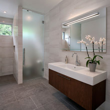 Yen Master Bath
