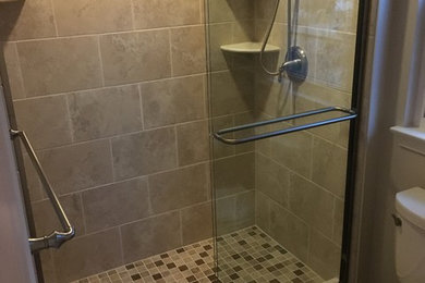 Inspiration for a timeless bathroom remodel in Philadelphia
