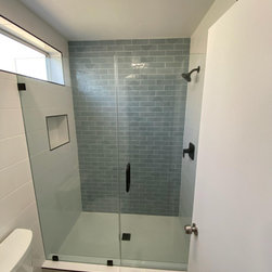 Tobarra - Mission Viejo - Shower Doors