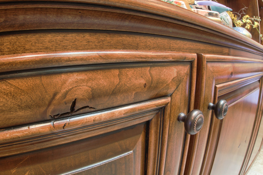 Nester customized D Plan - Rustic knotty alder cabinetry