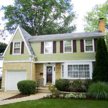 Heathered Moss Exterior, Wilmette, IL James Hardie Siding Remodel