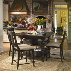 HomeClick Interiors -- Eat-In Kitchen - Products