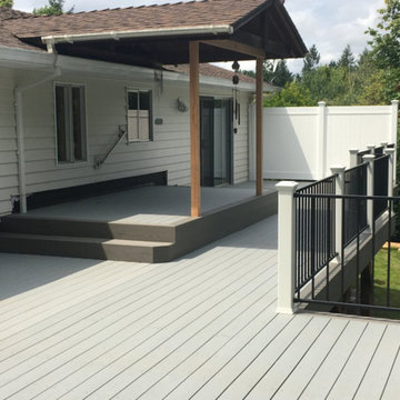 Custom Cedar/Composite Decks