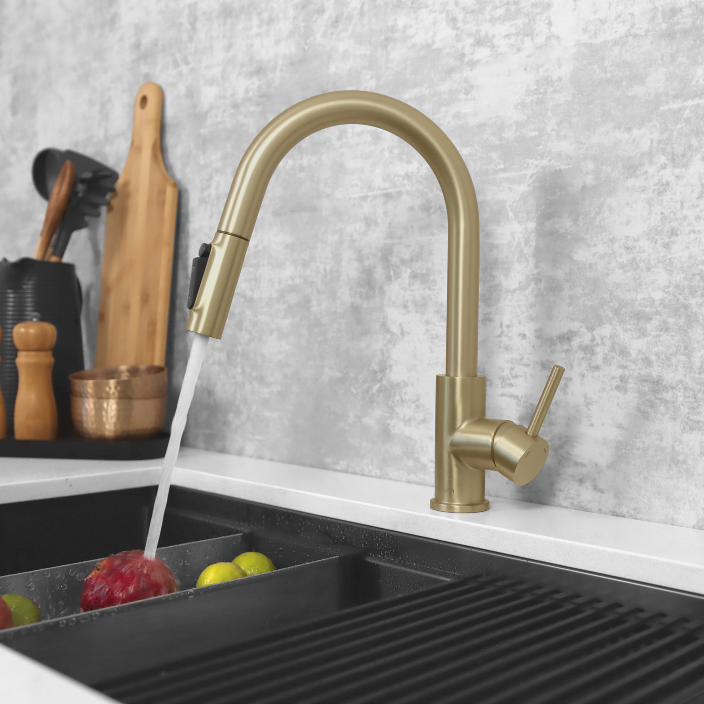 Single Handle Pull Down Kitchen Faucet With Reversible Osmosis, Brushed Gold