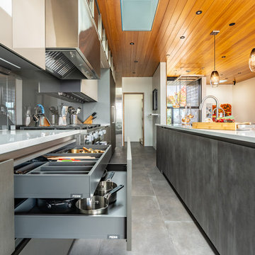 KIRKLAND KITCHEN DESIGN & PEDINI CABINETRY