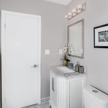 Modern bathroom in Los altos ca