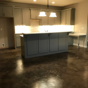 Corner lot spec home