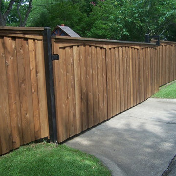 Arched Cedar Automatic Sliding Gate