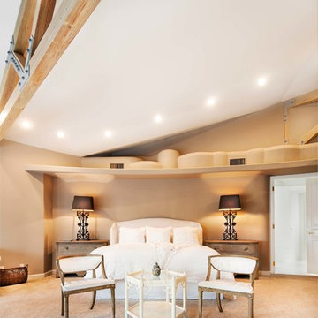 CONTEMPORARY MASTER BEDROOM