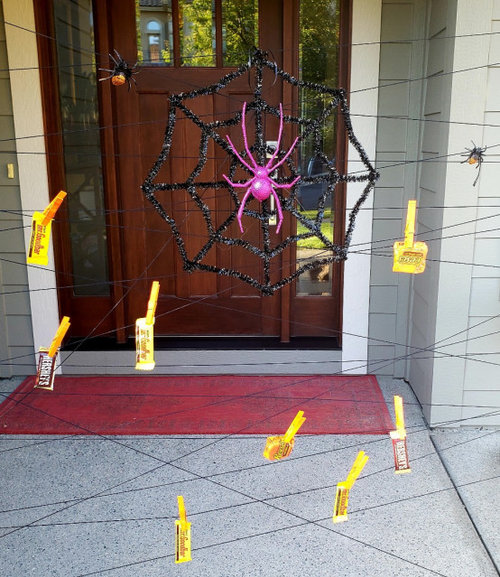 I�ve made a Halloween candy spider web! I�ve made a Halloween candy spider web!