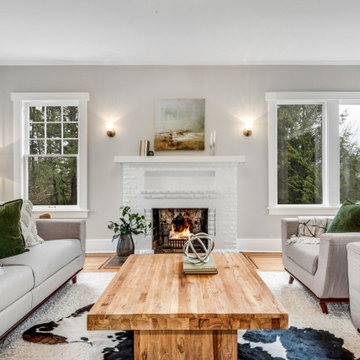 Transitional Capitol Hill Home with Green Accents