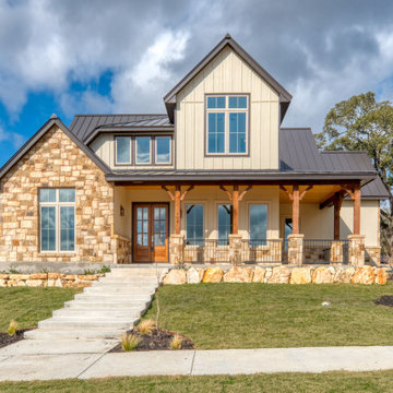 Boerne - Traditional with a splash of modern in the interior