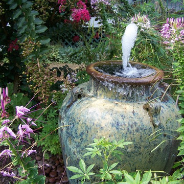 Pottery Outdoor Garden Fountains