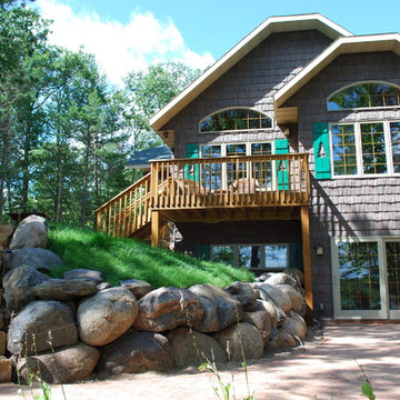 Fieldstone Boulder Wall