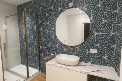 Ispirazione per una stanza da bagno moderna