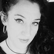 Julie Fox's photo