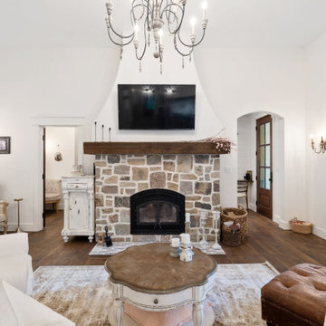 31 Lake Country Rd Meredith
