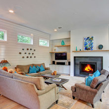 guestroom sitting area