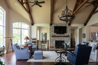 Example of a living room design in Cincinnati