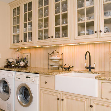 Lincolnshire Laundry Room