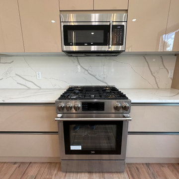 Kitchen/Frameless