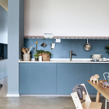 Photothèque : 40 cuisines déclinent le bleu à volonté