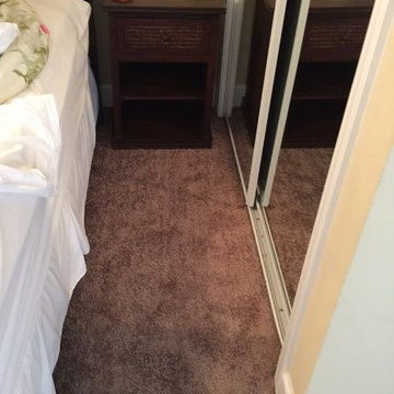 Market Place 8mm EVP - Everyday Oak, Beaulieu El Dorado Carpet and Beadboard Bar