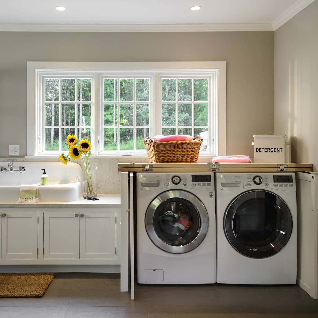 Mud/Laundry Room
