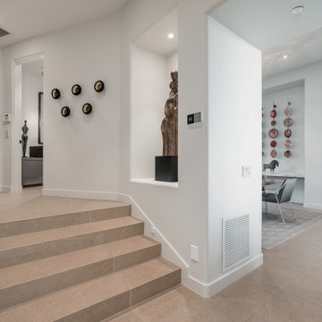 Desert Modern Retreat: Entry