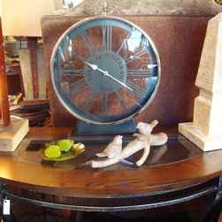 McKinley Square Home Showroom - Clocks