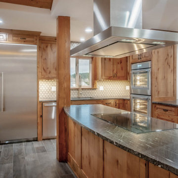 A Symphony of Digital Wellness & Artisan Knotty Alder Craftsmanship