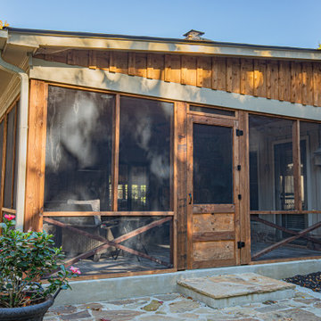 Screened Porch with Outdoor Kitchen