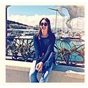 Esra Acar's photo