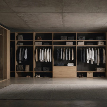 Custom Walk-In Closets