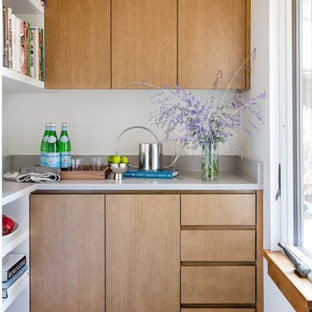 75+ Küchen mit braunen Schränken und Bambusparkett Ideen & Bilder