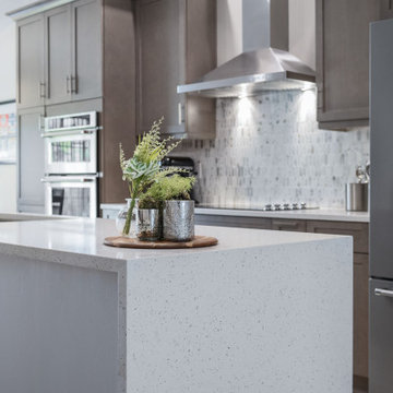 Sleek and Elegant Kitchen & Flooring Remodel