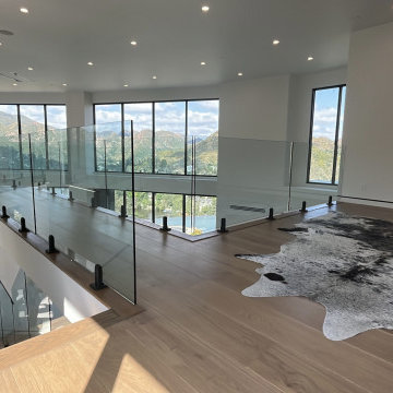 Agora Hills - Glass Railings