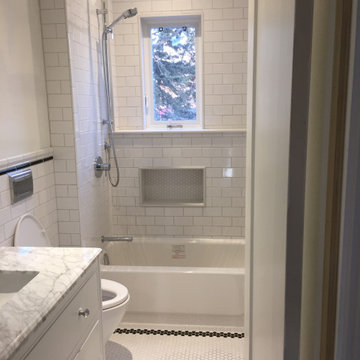 itty bathroom
