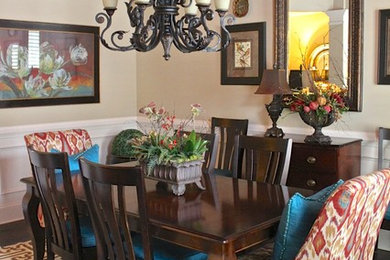 Inspiration for a timeless dining room remodel in Atlanta